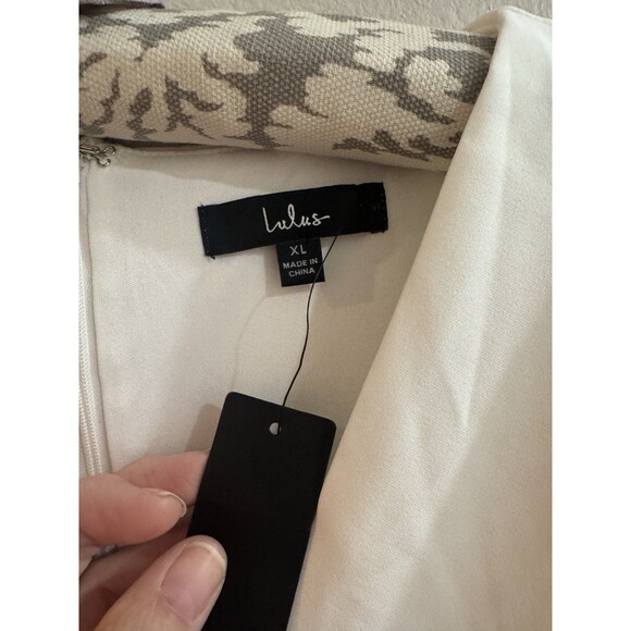 Lulu’s Long Sleeve White Faux-Wrap Belted Skort Romper Size XL NEW Bridal Shower - Picture 7 of 8